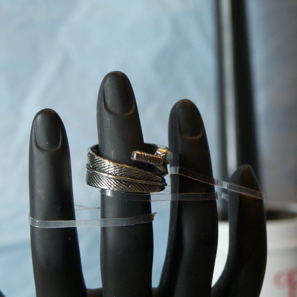 Adjustable Feather Ring - image 6